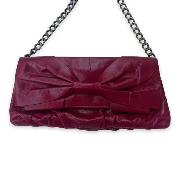 HOBO INTERNATIONAL | Leather Bow Clutch With Chain - Picture 4 of 9